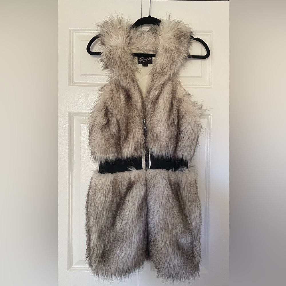 Faux Fur Vest with Elastic Waist size M